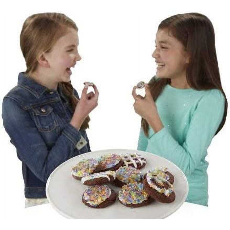 Alternative view of Easy Bake Ultimate Oven