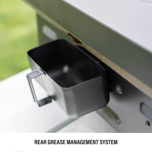 Blackstone Adventure Ready 2-Burner 22 Propane Griddle in Orange - Image 4