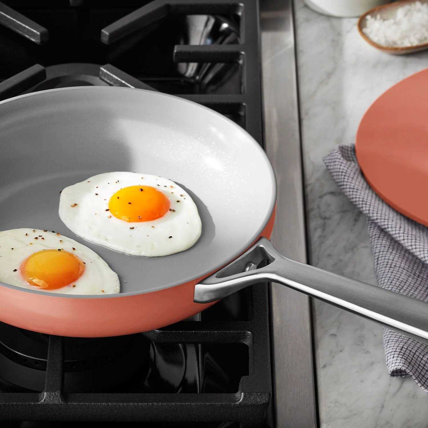 Member's Mark 11-Piece Modern Ceramic Cookware Set - Image 4