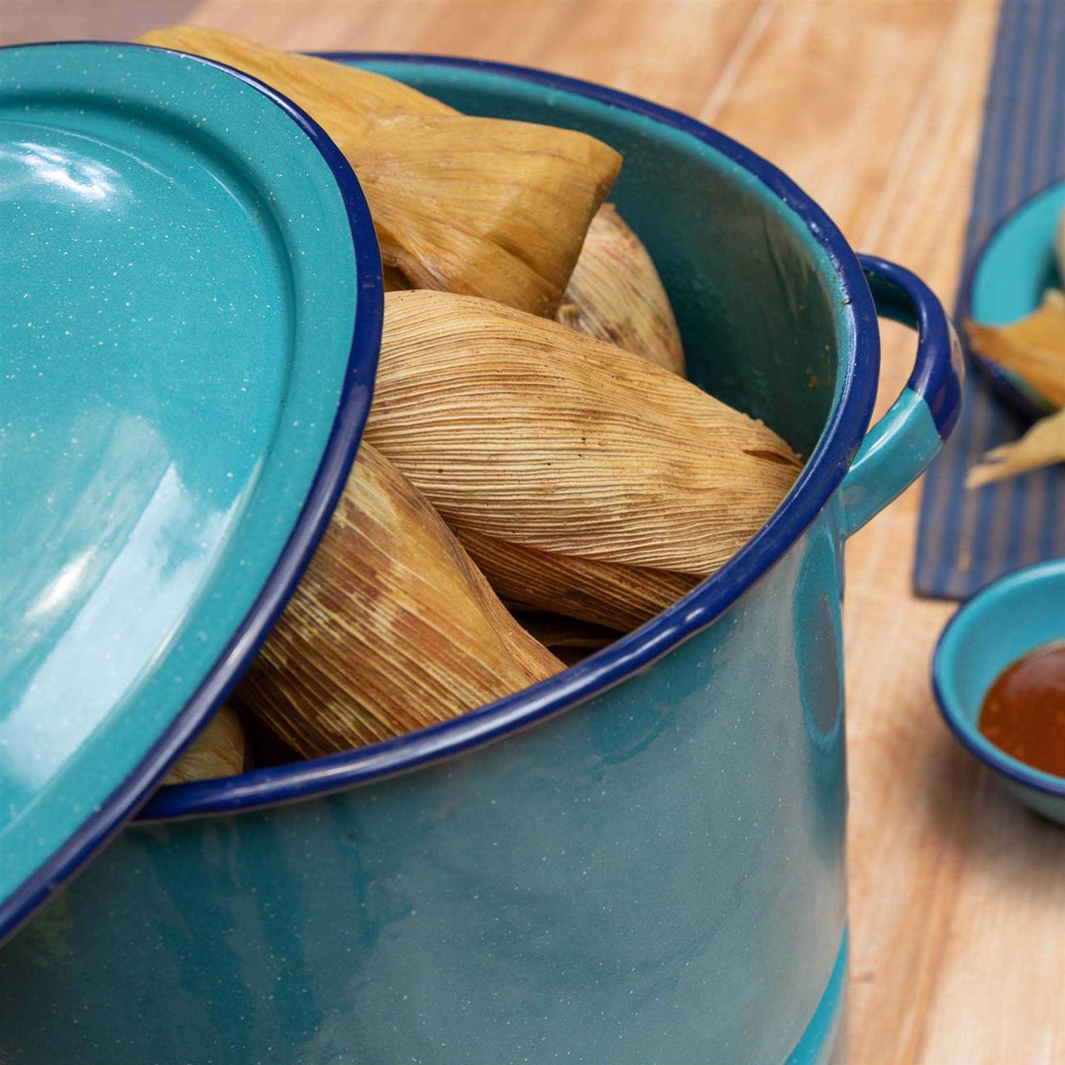 Cinsa Steamer Pot with Lid & Trivet - Image 3