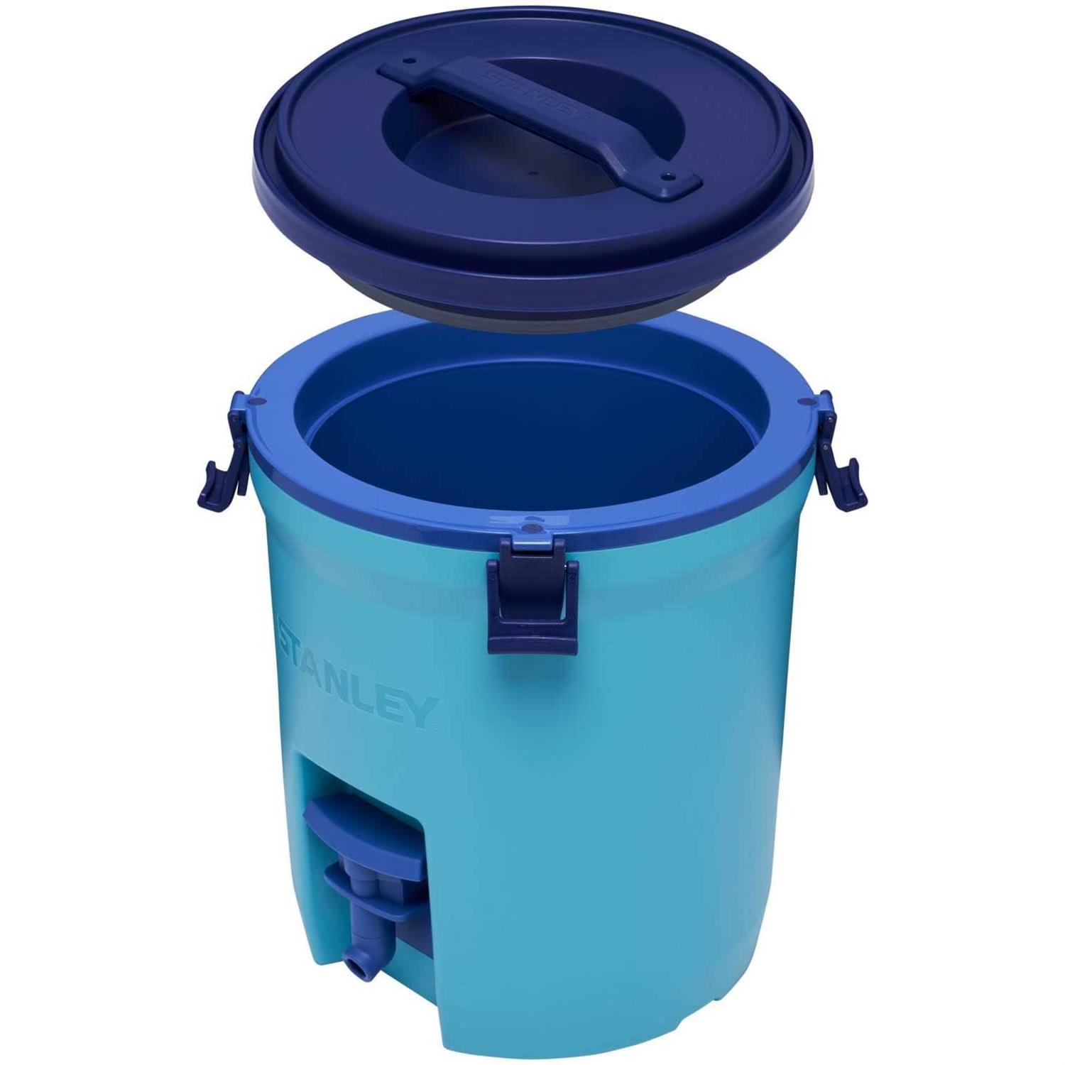 Stanley Adventure Fast Flow Water Jug - Image 5