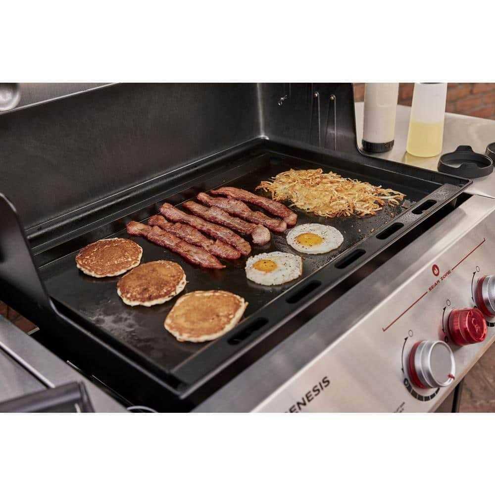 Weber 300 Series Genesis Full Size Griddle - Image 4