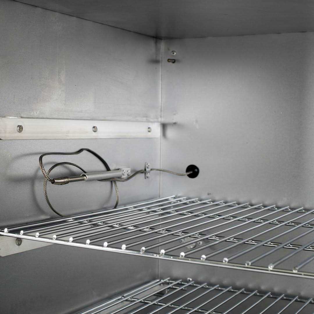 Dyna-Glo Digital Electric Smoker - Image 5