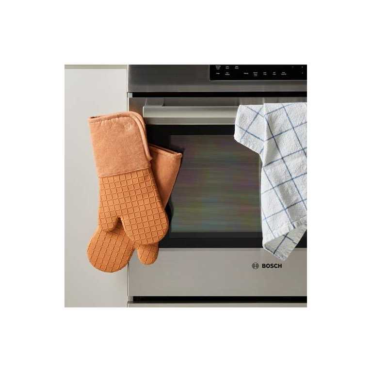 Five Two by Food52 Silicone Oven Mitts - Image 2