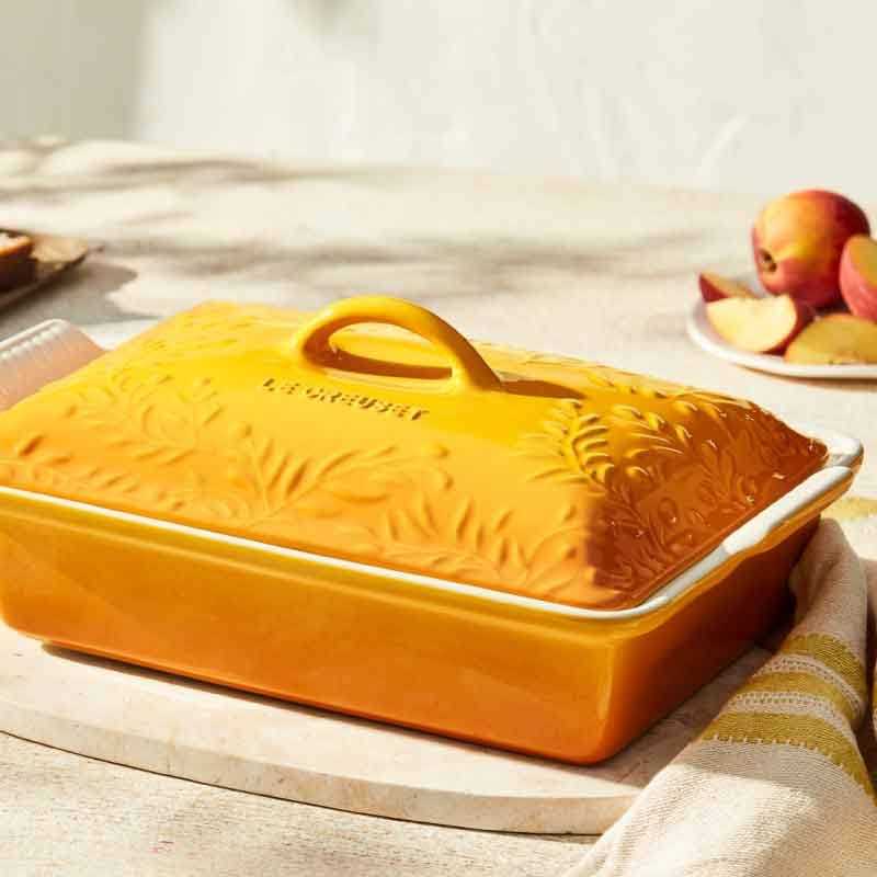 Le Creuset Olive Branch Heritage Rectangular Casserole - Image 3