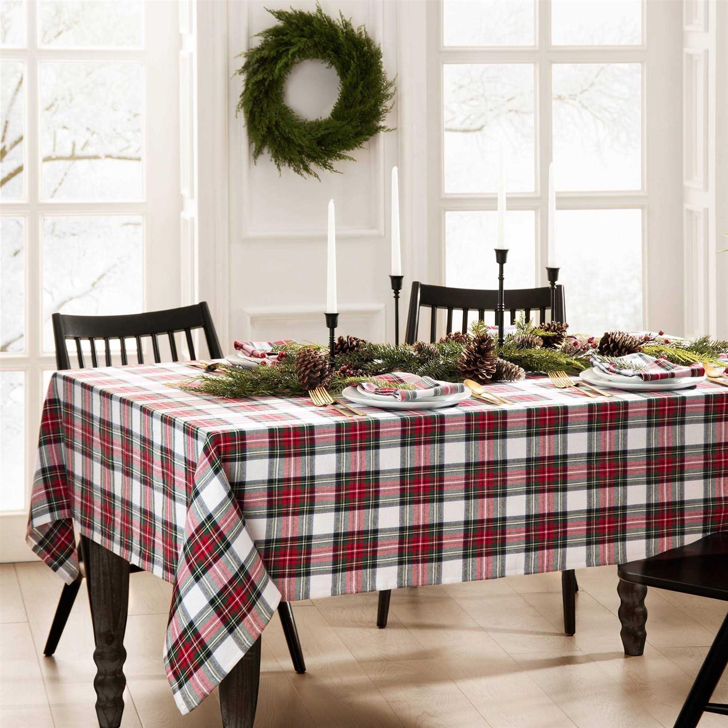 Elrene Home Fashions Christmas Classic Holiday Plaid Cotton Tablecloth