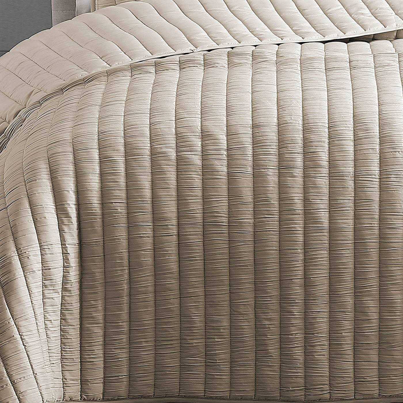 Riverbrook Home Moonstone 3 Piece Quilt Set - Image 3