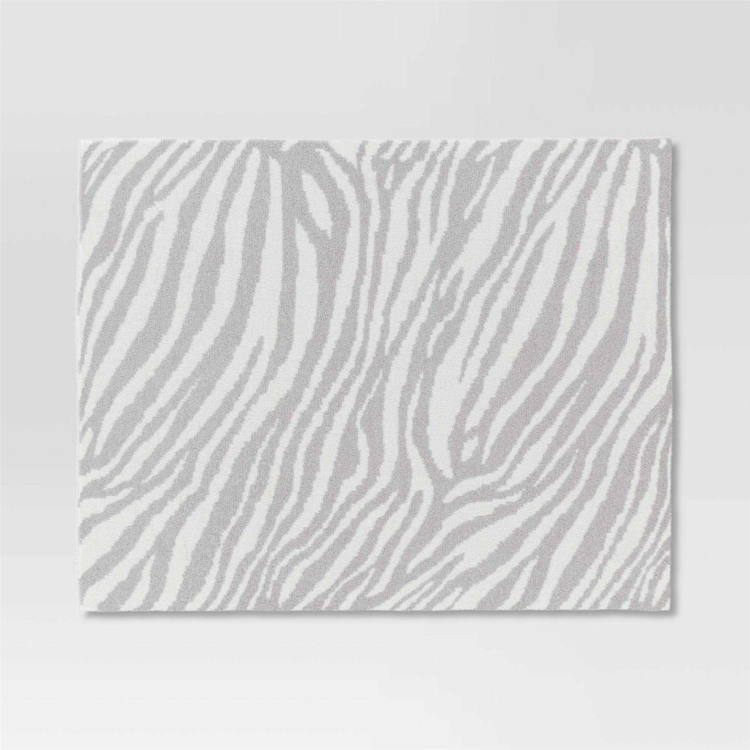 Threshold Cozy Feathery Knit Throw Blanket - Image 3