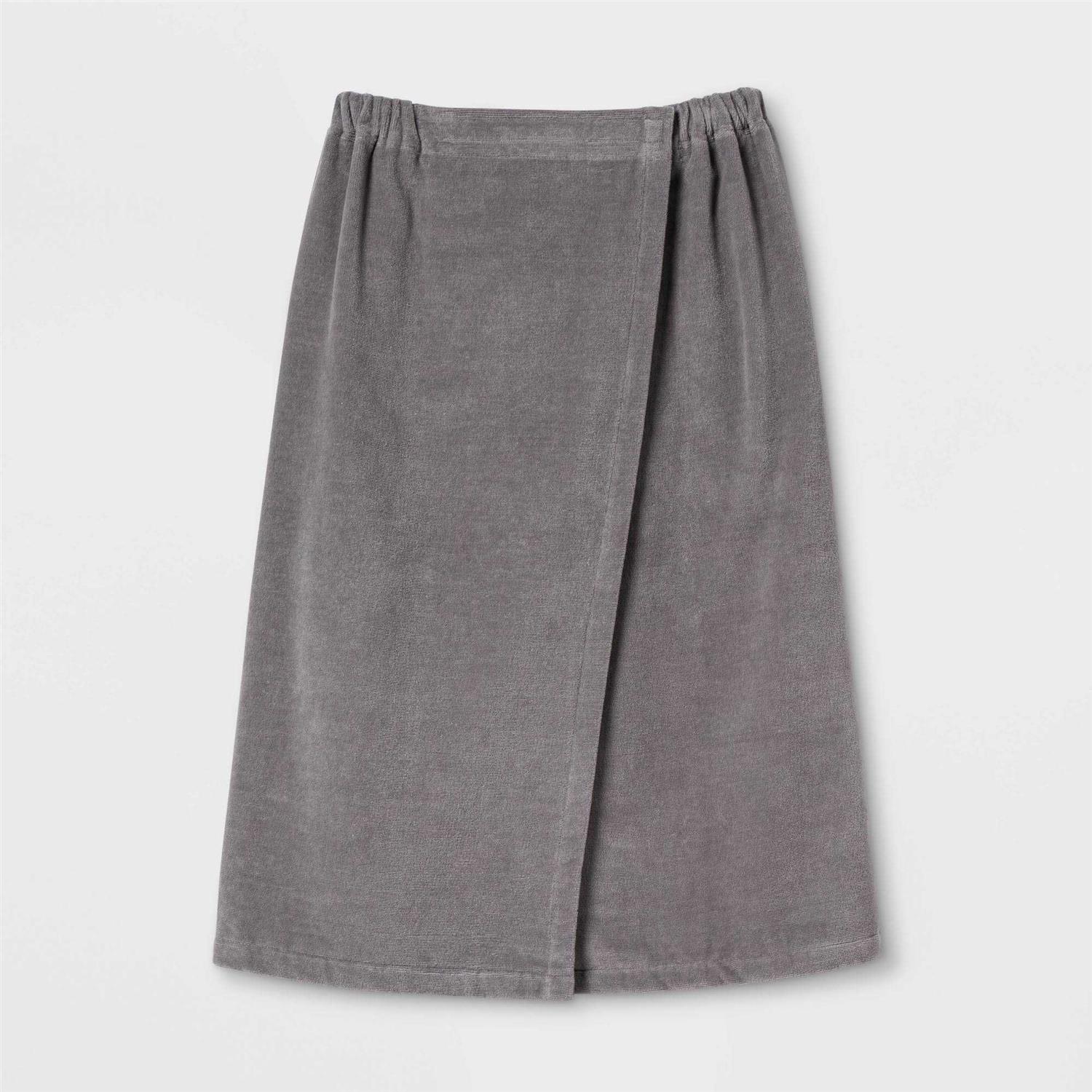 Room Essentials Bath Body Wrap Gray