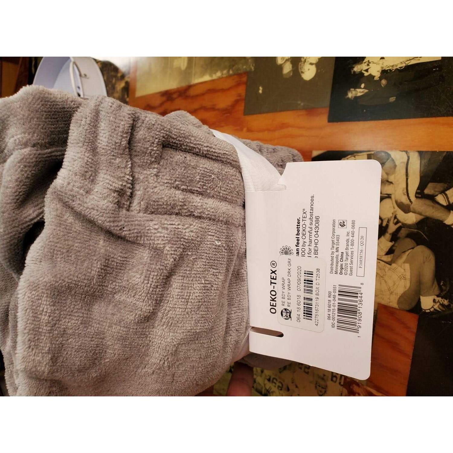 Room Essentials Bath Body Wrap Gray - Image 3