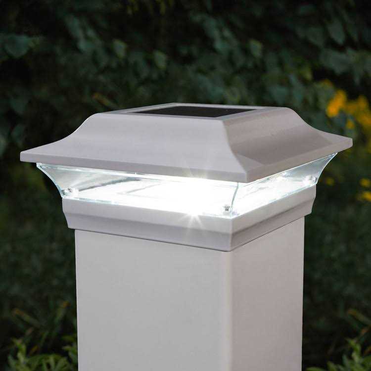 Alternative view of Classy Caps Imperial Solar Post Cap